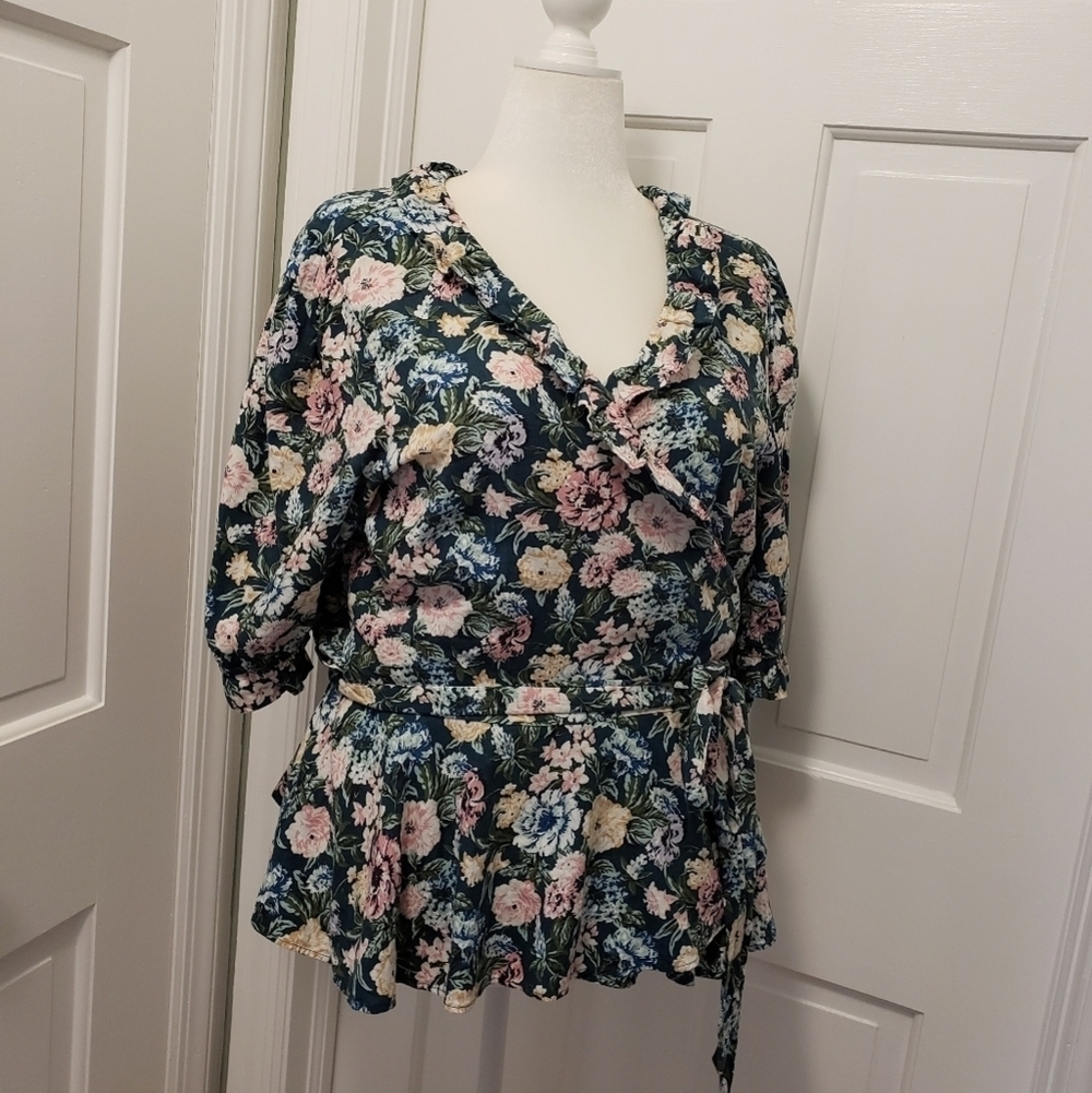NWT LOFT Garden Floral Print Wrap Top Size XL, Victorian Feel Linen Blend